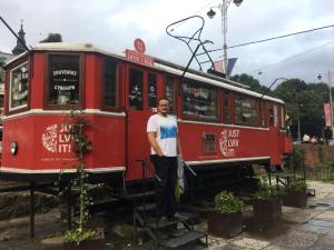 37396591_2349650711719225_765840862704828416_n